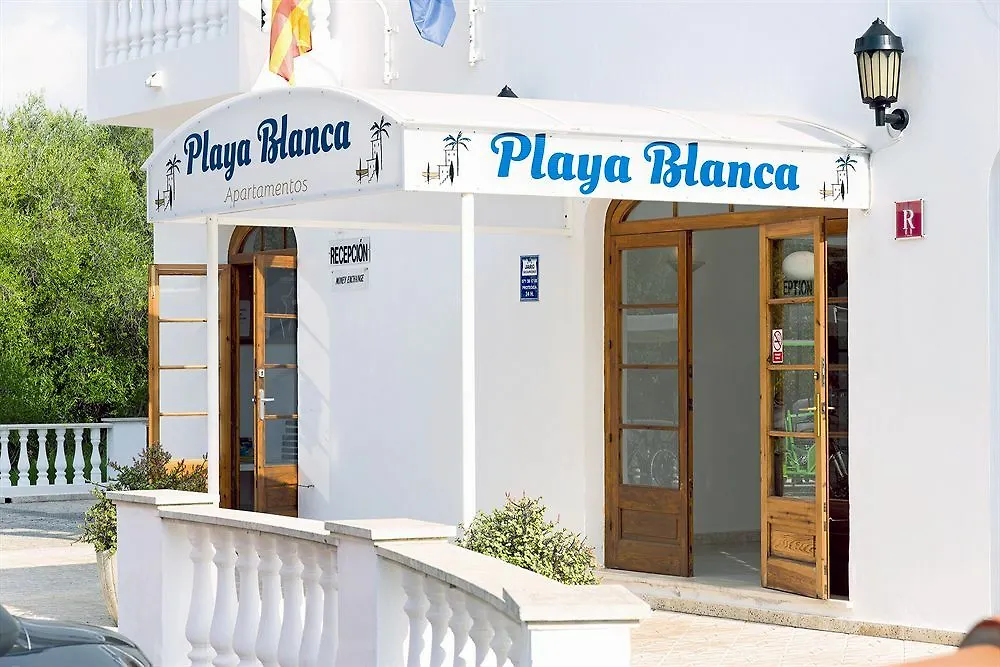 Apartamentos Mar Blanca Cala Blanca