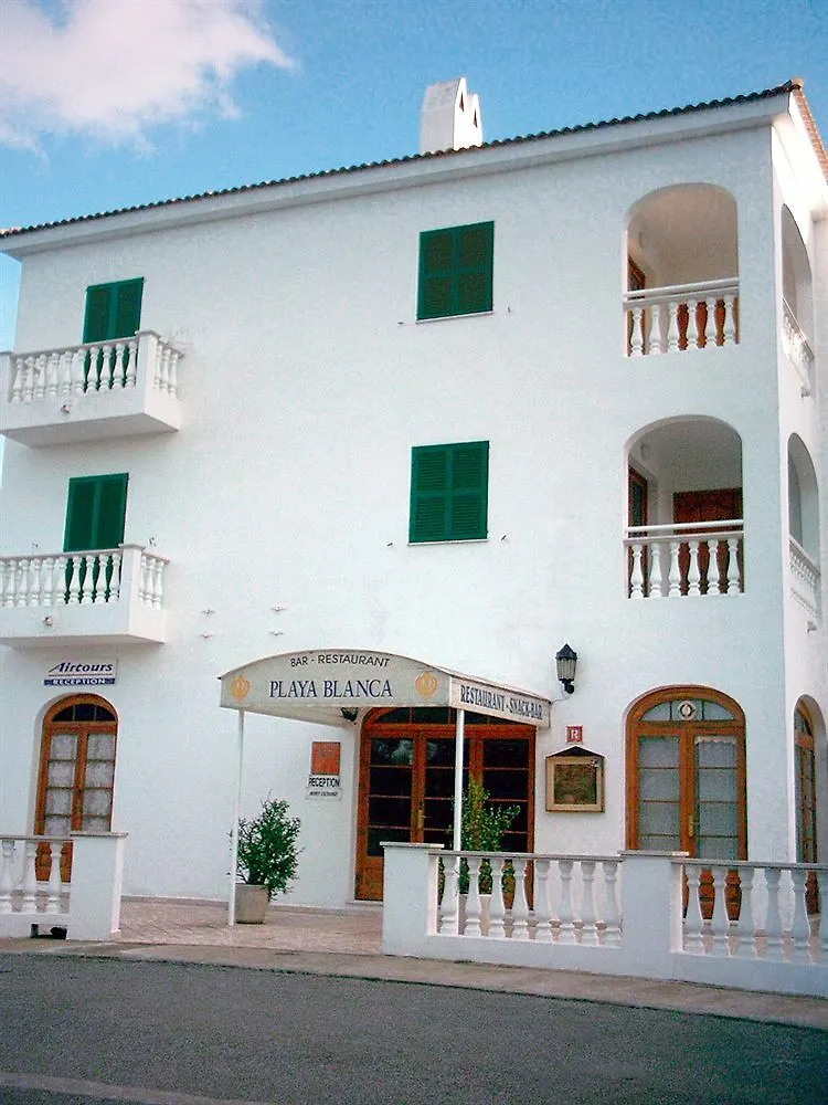 Apartamentos Mar Blanca Cala Blanca  Apartment Cala Blanca (Menorca)