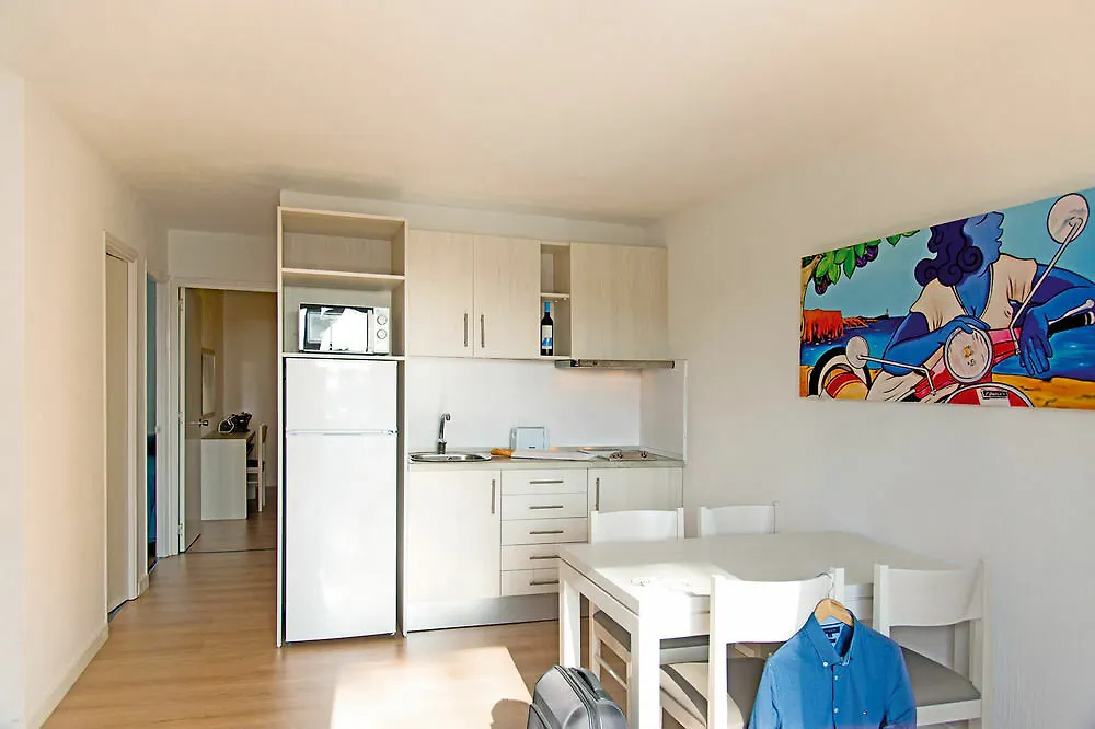 Apartamentos Mar Blanca Cala Blanca