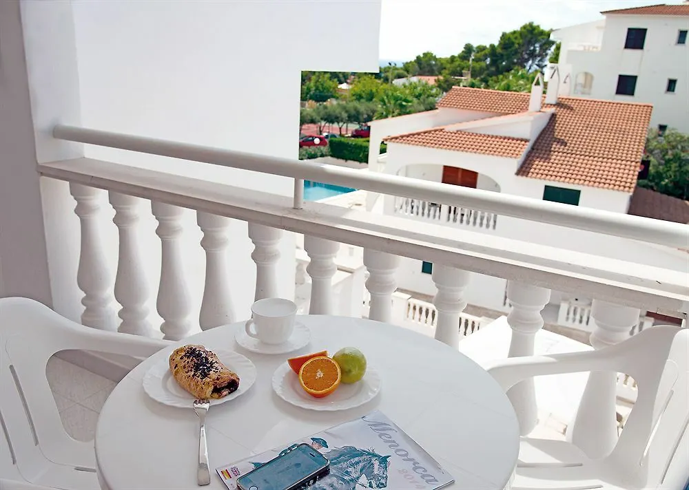 Apartamentos Mar Blanca Cala Blanca  Cala Blanca (Menorca)