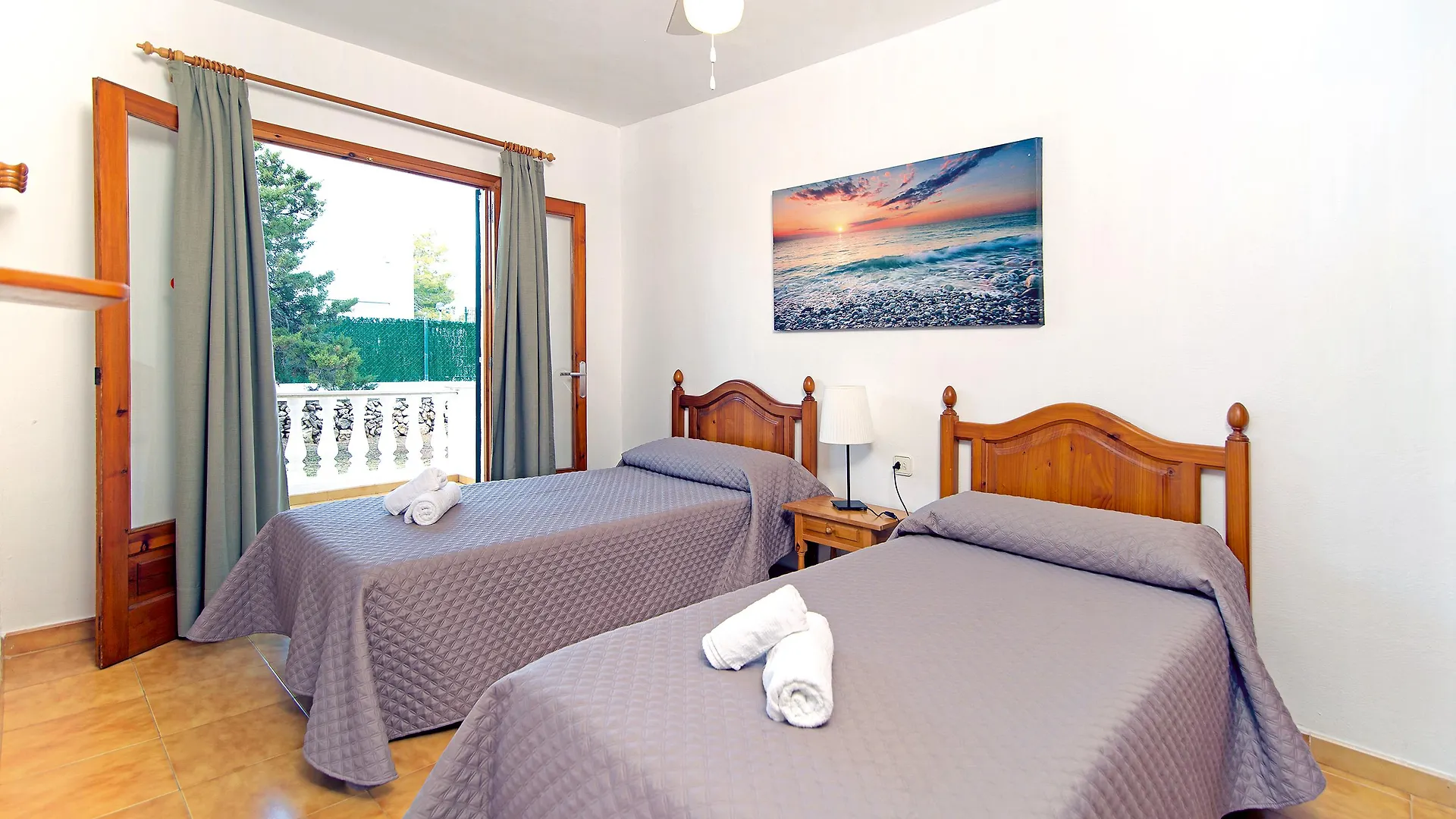 Apartamentos Mar Blanca Cala Blanca
